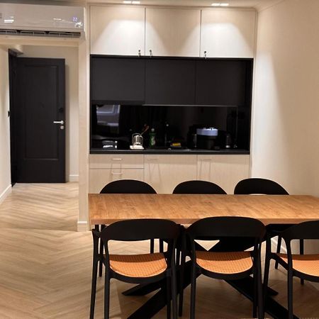 雅典Triple A - Near Ermou Shopping Street - Family Hospitality - Free Parking!公寓式酒店 外观 照片