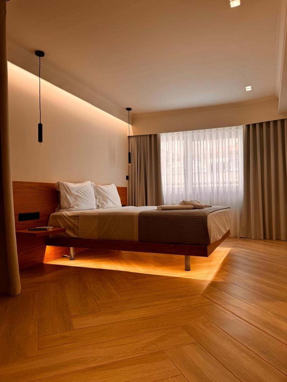 雅典Triple A - Near Ermou Shopping Street - Family Hospitality - Free Parking!公寓式酒店 外观 照片