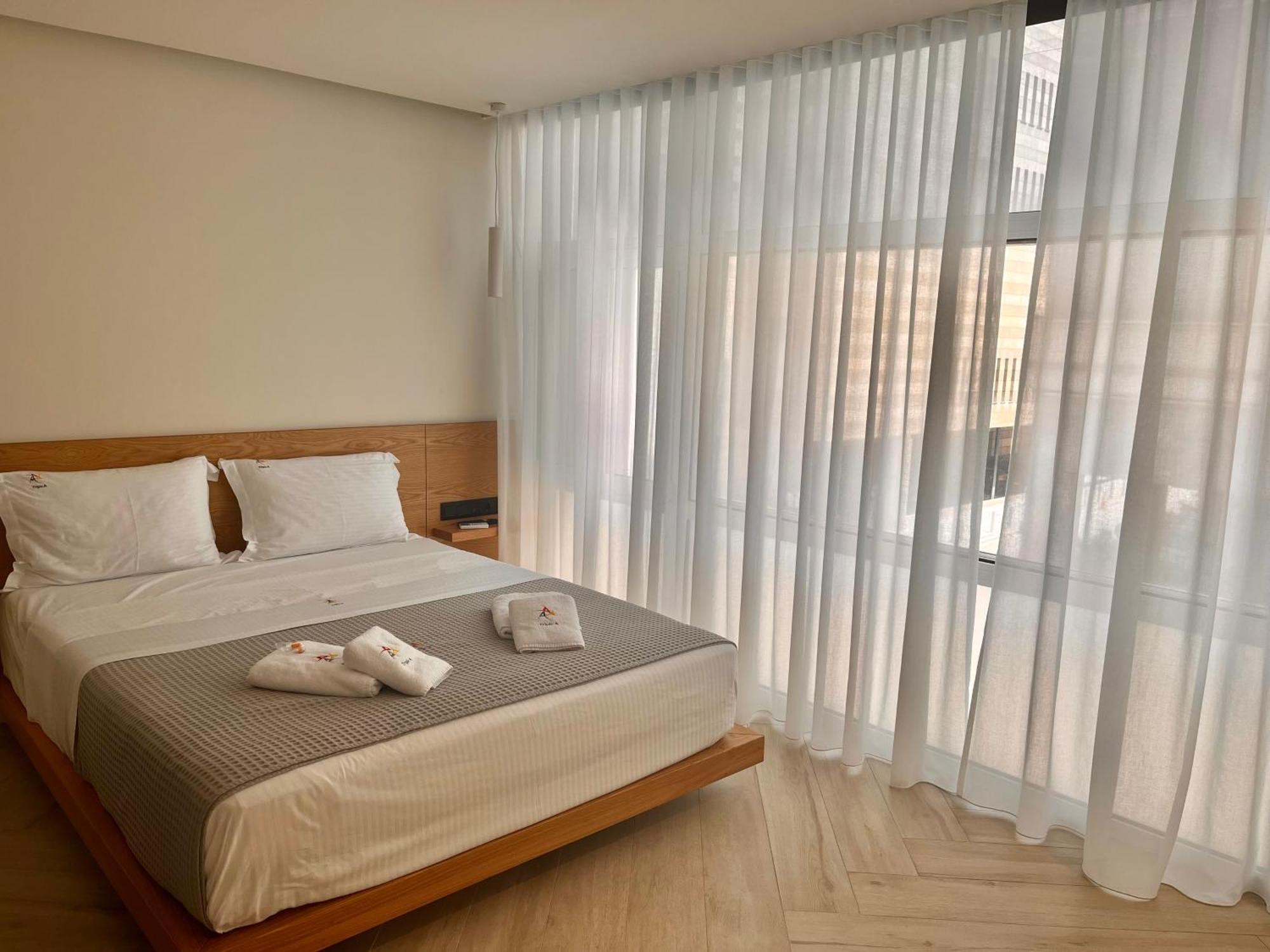 雅典Triple A - Near Ermou Shopping Street - Family Hospitality - Free Parking!公寓式酒店 外观 照片